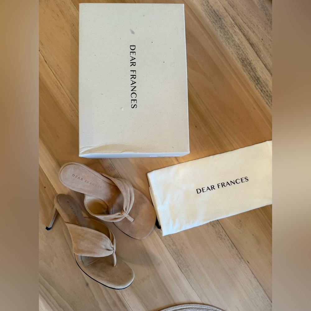 Dear Frances Suede Thong Heeled Sandal Size 37 - Picture 9 of 9